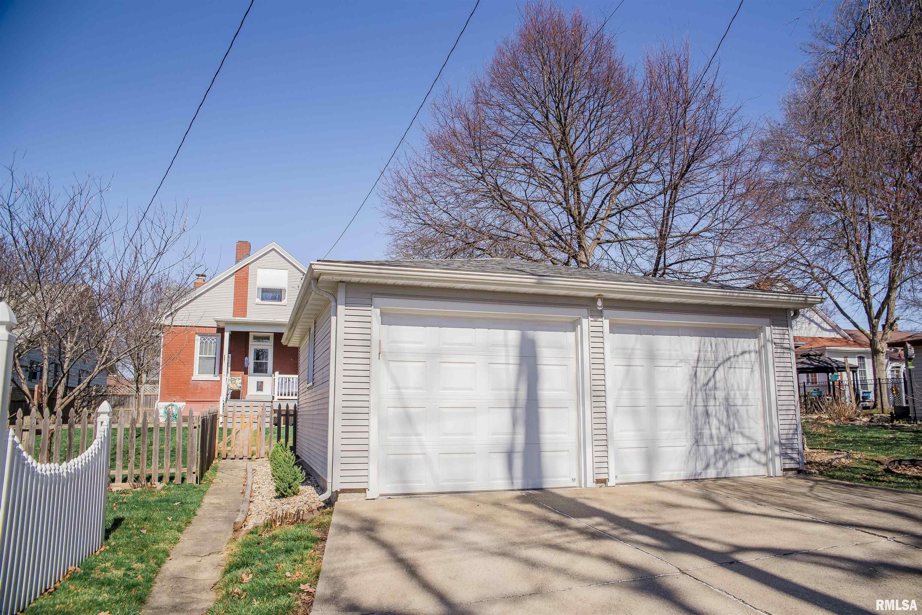 2208 Spring Street Quincy, IL 62301 - Photo 13 of 14
