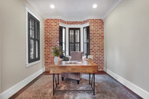 $1,070,000 | 537 West 22nd Street, Houston, TX 77008