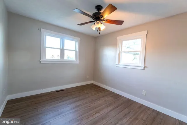 $309,999 | 2674 Seven Valleys Road, Seven Valleys, PA 17360