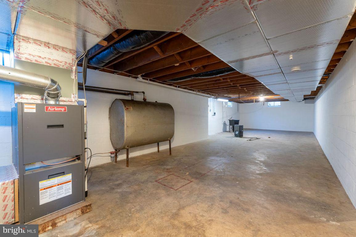 2674 Seven Valleys Road Seven Valleys, PA 17360 - Photo 21 of 26