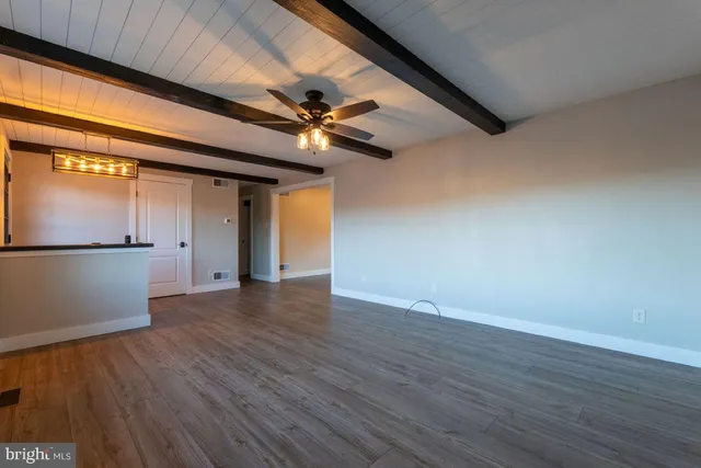 $309,999 | 2674 Seven Valleys Road, Seven Valleys, PA 17360