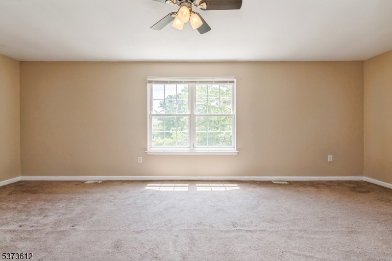 7 Sloop Square Freehold, NJ 07728 - Photo 12 of 28