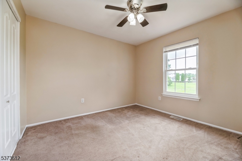 7 Sloop Square Freehold, NJ 07728 - Photo 18 of 28