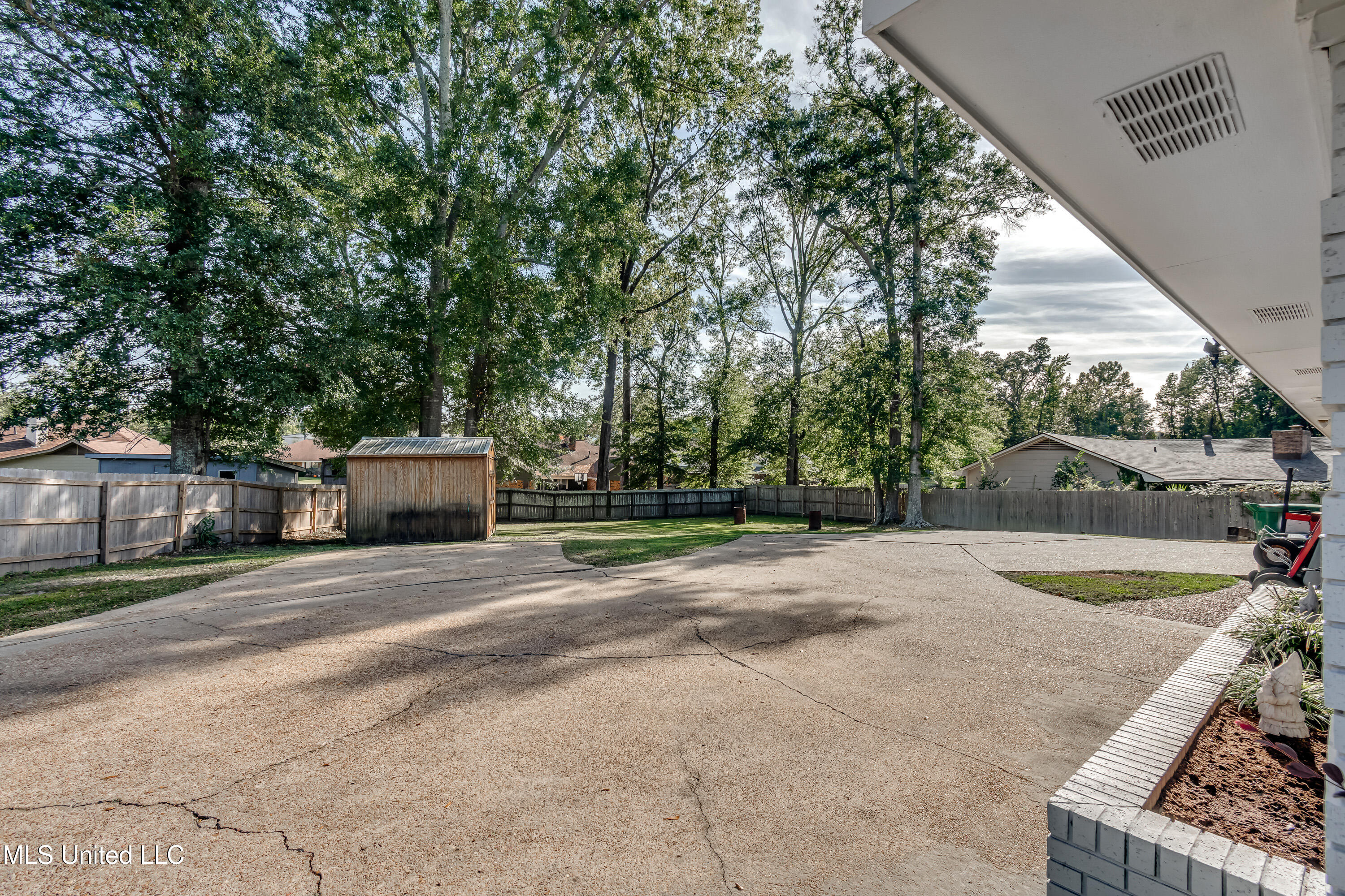 231 Greenfield Place Brandon, MS 39047 - Photo 24 of 103 231 Greenfield Ln-8