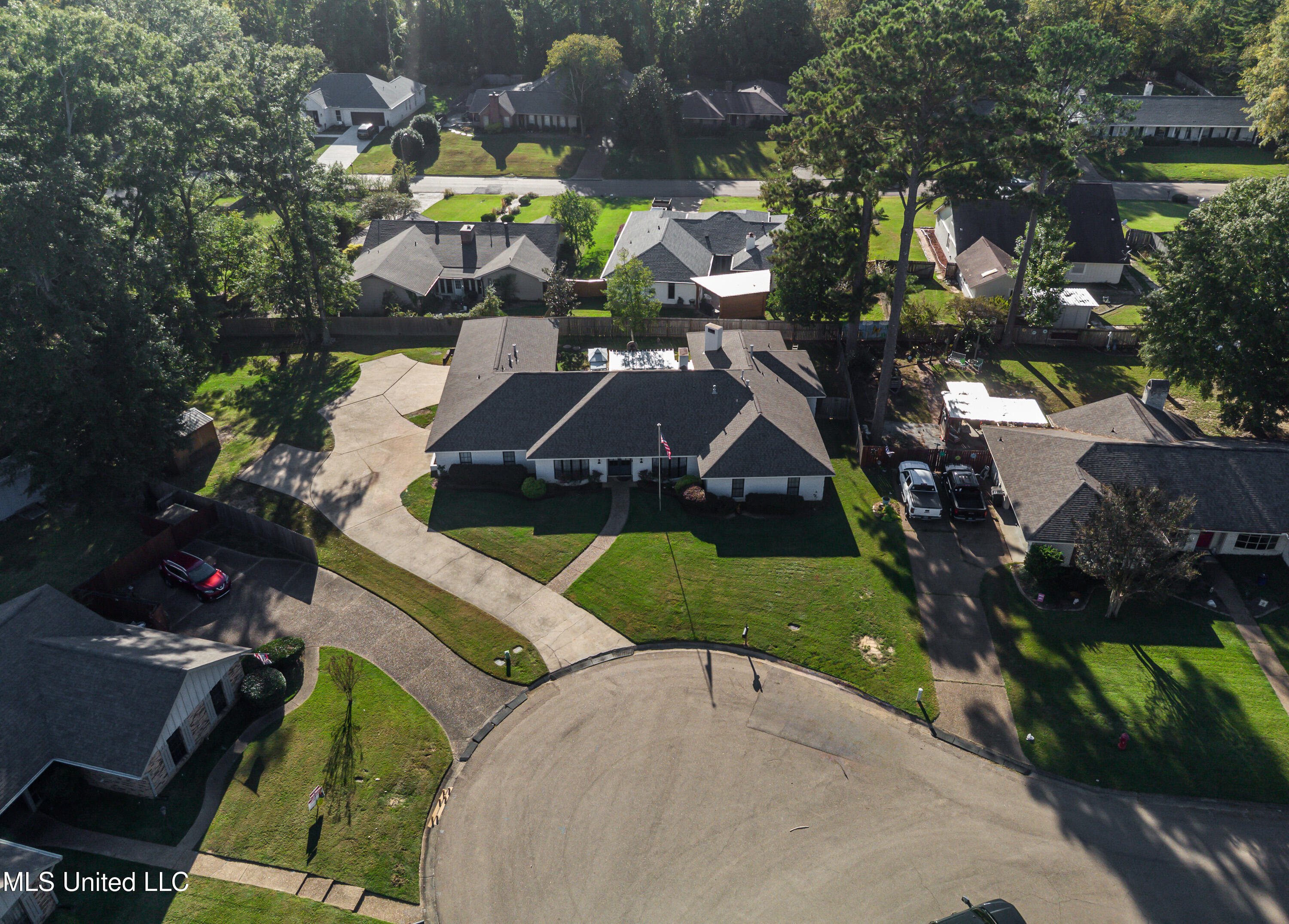 231 Greenfield Place Brandon, MS 39047 - Photo 3 of 103 231 Greenfield Ln drone-3