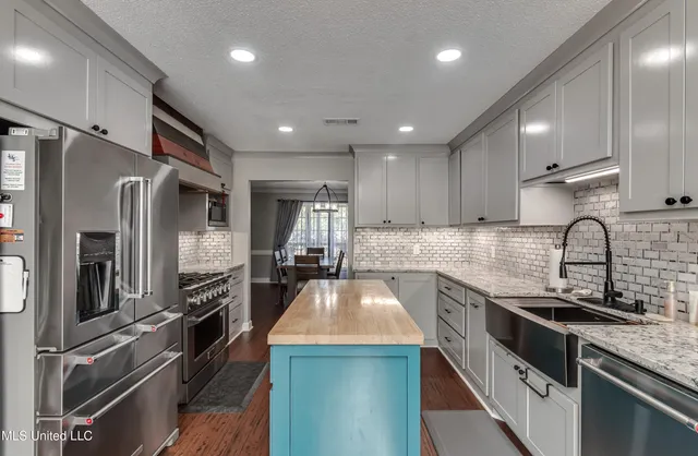 $493,855 | 231 Greenfield Place, Brandon, MS 39047