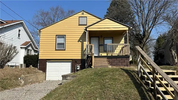 $1,400 | 1715 State Street, Natrona Heights, PA 15065