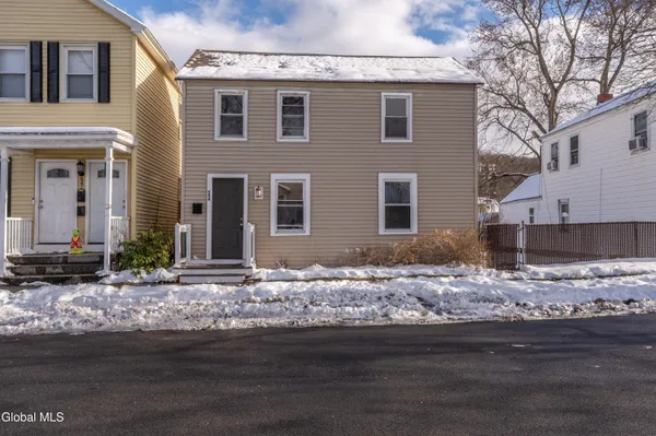 $215,000 | 594 6th Avenue, Troy, NY 12182