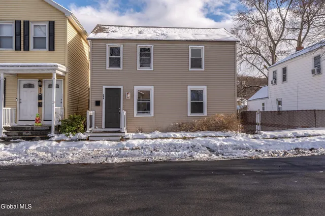 $225,000 | 594 6th Avenue, Troy, NY 12182