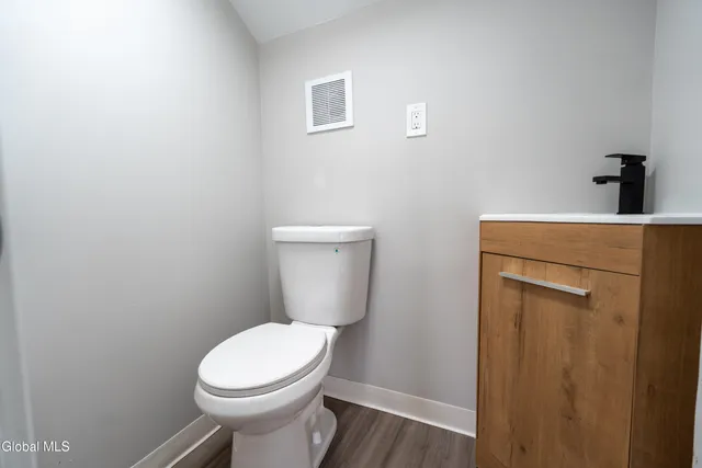 $225,000 | 594 6th Avenue, Troy, NY 12182