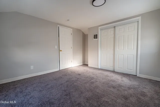 $225,000 | 594 6th Avenue, Troy, NY 12182