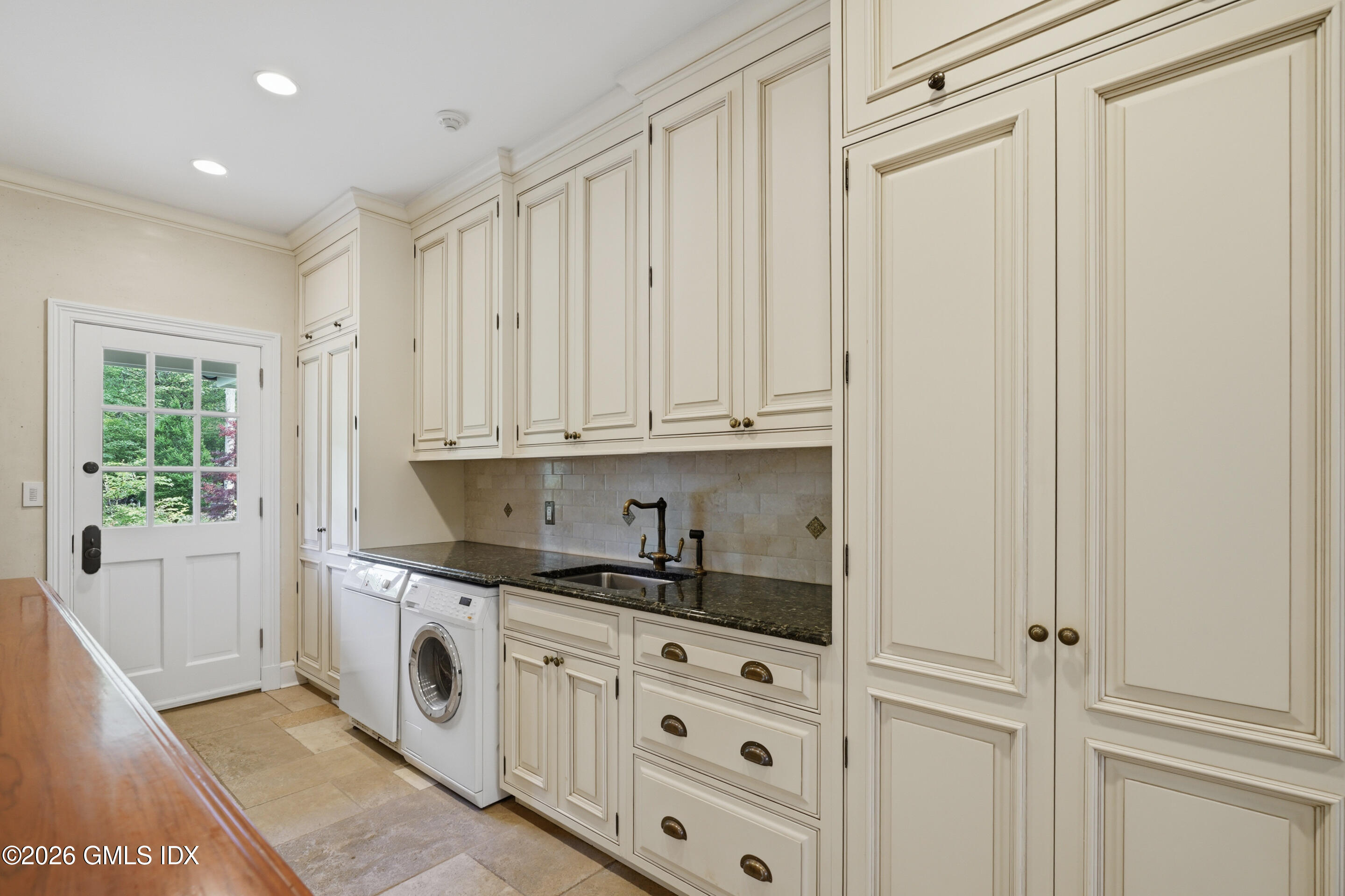 115 Lower Cross Road Greenwich, CT 06831 - Photo 15 of 40 DSC08822_1