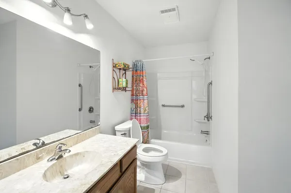 $140,000 | 221 Marion Drive, Unit A103, Rockport, TX 78382