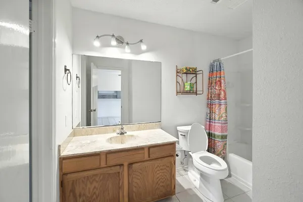 $140,000 | 221 Marion Drive, Unit A103, Rockport, TX 78382