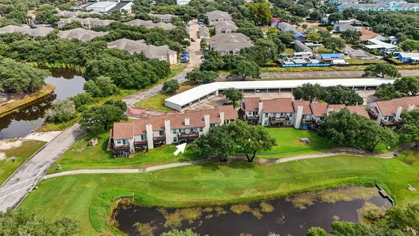 $140,000 | 221 Marion Drive, Unit A103, Rockport, TX 78382