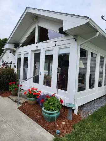 $776,000 | 8 Green Meadow Acres, Vergennes, VT 05491