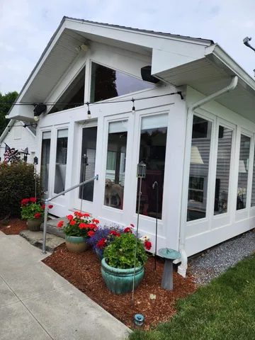 $785,000 | 8 Green Meadow Acres, Vergennes, VT 05491