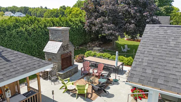 $776,000 | 8 Green Meadow Acres, Vergennes, VT 05491