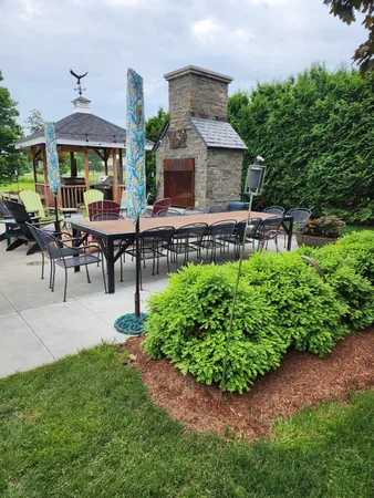 $776,000 | 8 Green Meadow Acres, Vergennes, VT 05491