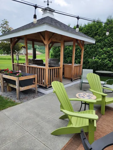 $785,000 | 8 Green Meadow Acres, Vergennes, VT 05491