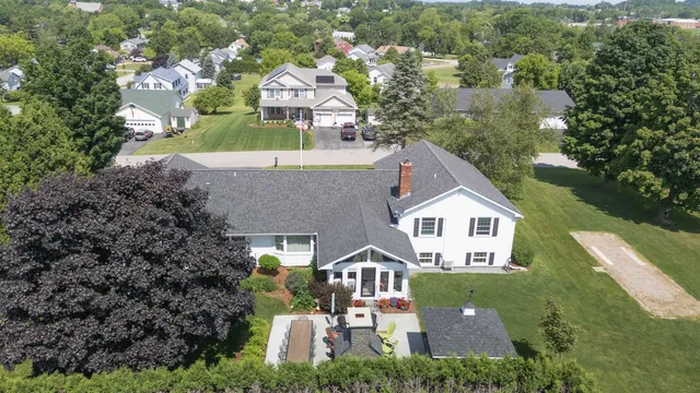 $785,000 | 8 Green Meadow Acres, Vergennes, VT 05491