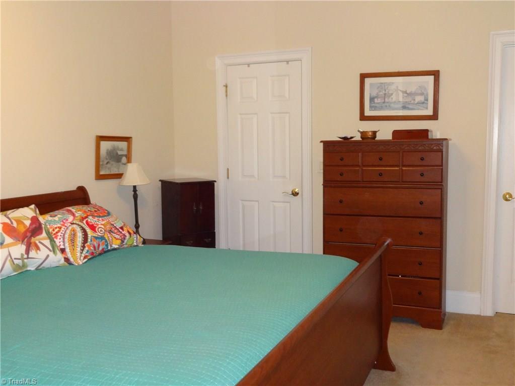 6166 Stadium Ridge Court Clemmons, NC 27012 - Photo 14 of 23 Gallery Image 14