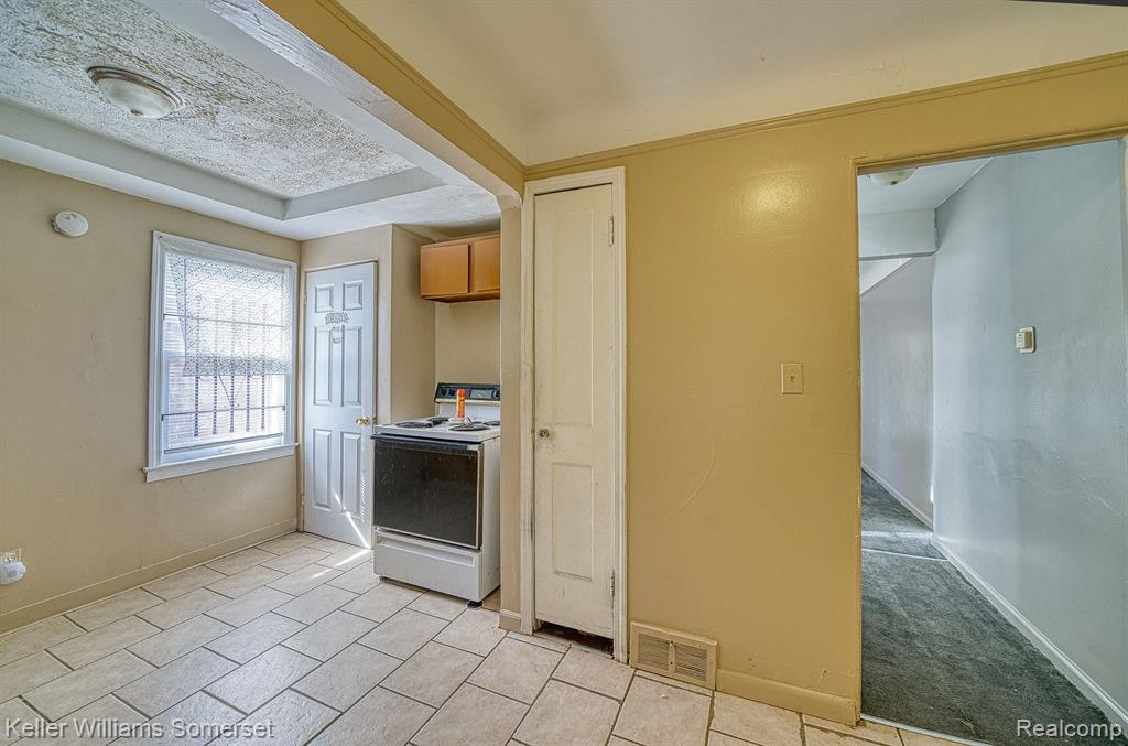 7760 Evergreen Road Detroit, MI 48228 - Photo 9 of 20