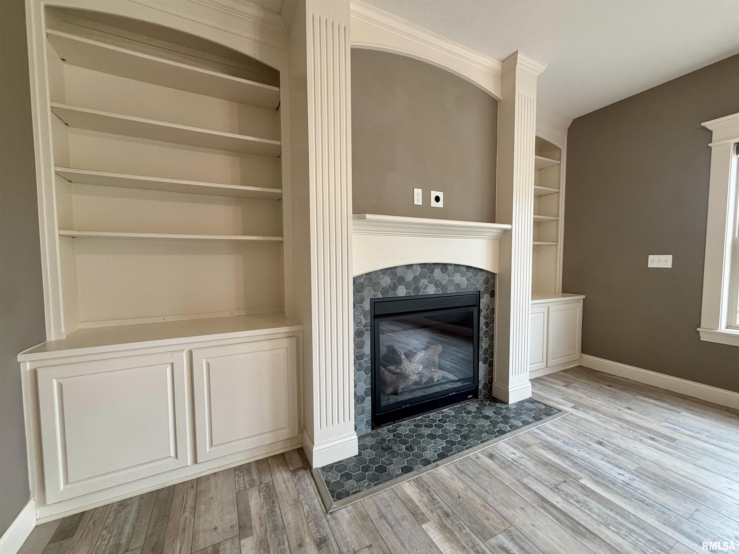 66 Warwick Circle Morton, IL 61550 - Photo 7 of 34