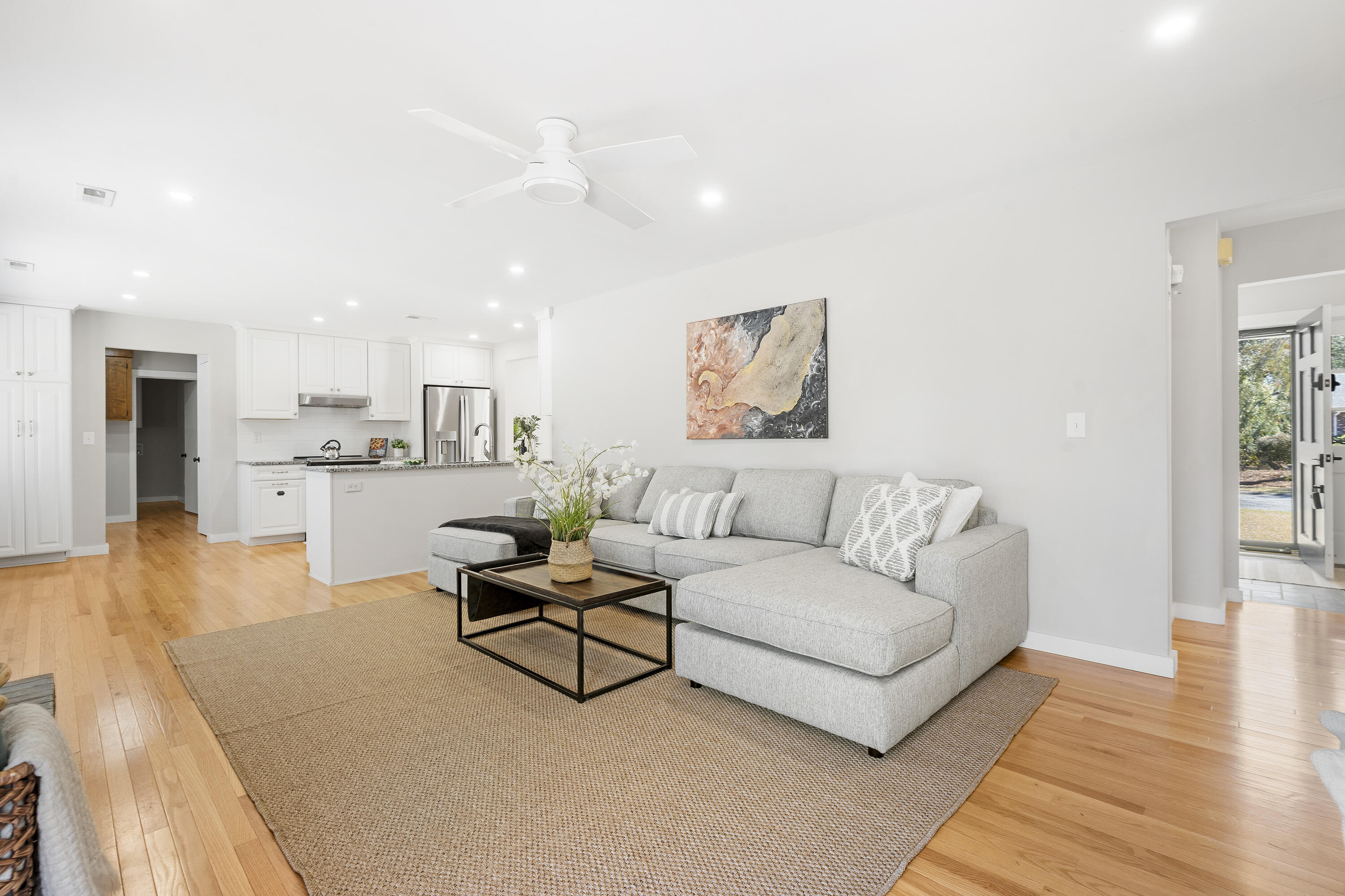 209 Brailsford Road Summerville, SC 29485 - Photo 20 of 44 DSC09886