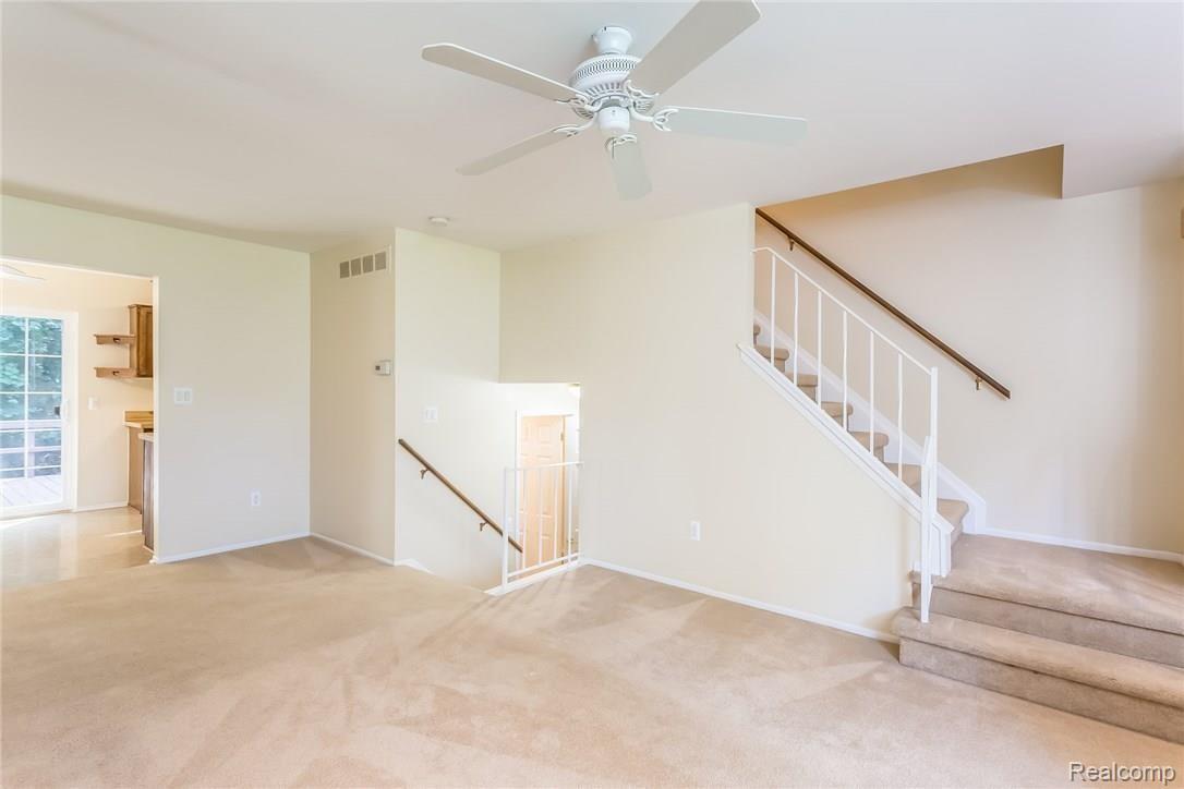 1270 Kings Cove Court Rochester, MI 48306 - Photo 7 of 32 006-Living_Room-4769745-medium.jpg