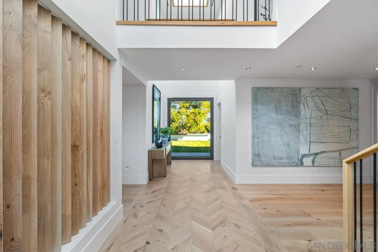 8433 Prestwick Drive La Jolla, CA 92037 - Photo 3 of 74