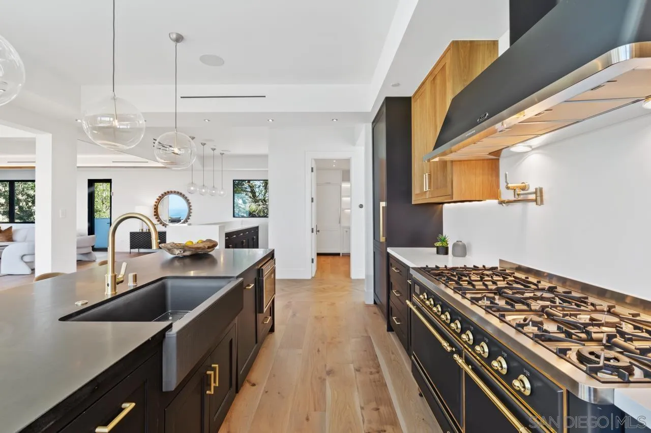 8433 Prestwick Drive La Jolla, CA 92037 - Photo 40 of 74