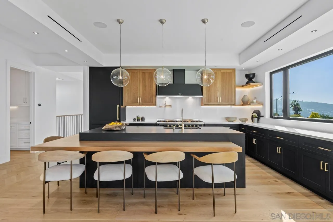 8433 Prestwick Drive La Jolla, CA 92037 - Photo 43 of 74