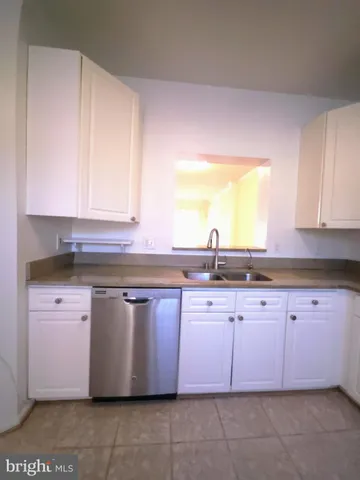 $2,750 | 13207 Ashnut Lane, Herndon, VA 20171