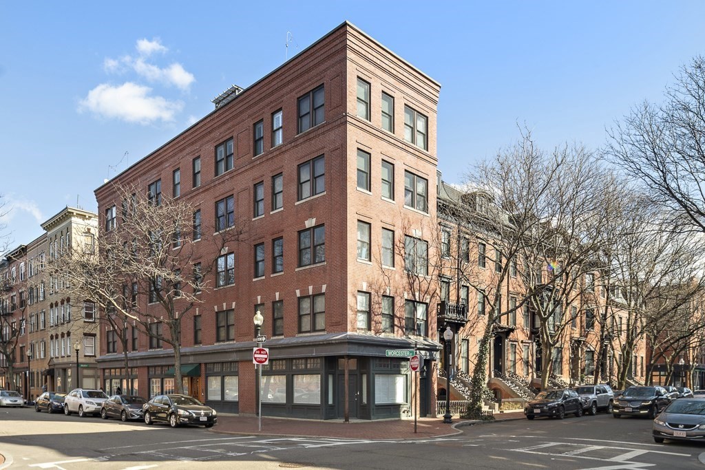 486 Shawmut Avenue, Unit 1 Boston, MA 02118 - Photo 2 of 13