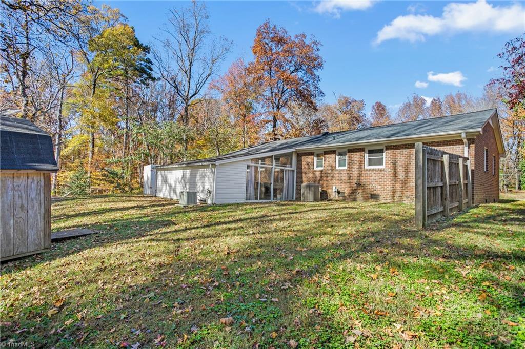 1818 Wellington Road Burlington, NC 27217 - Photo 18 of 22