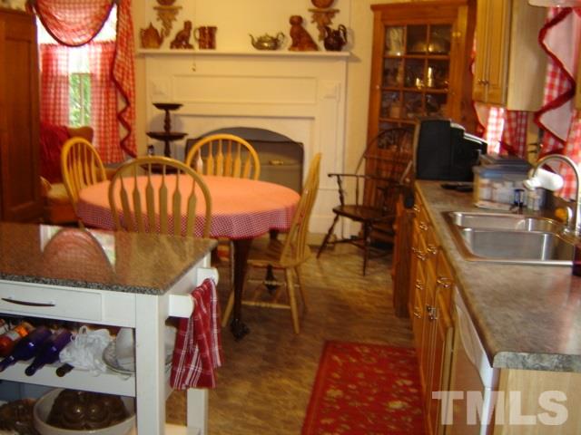 148 Buffalo Road Clarksville, VA 23927 - Photo 7 of 12 Gallery Image 7