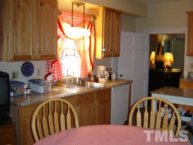 148 Buffalo Road Clarksville, VA 23927 - Photo 8 of 12 Gallery Image 8
