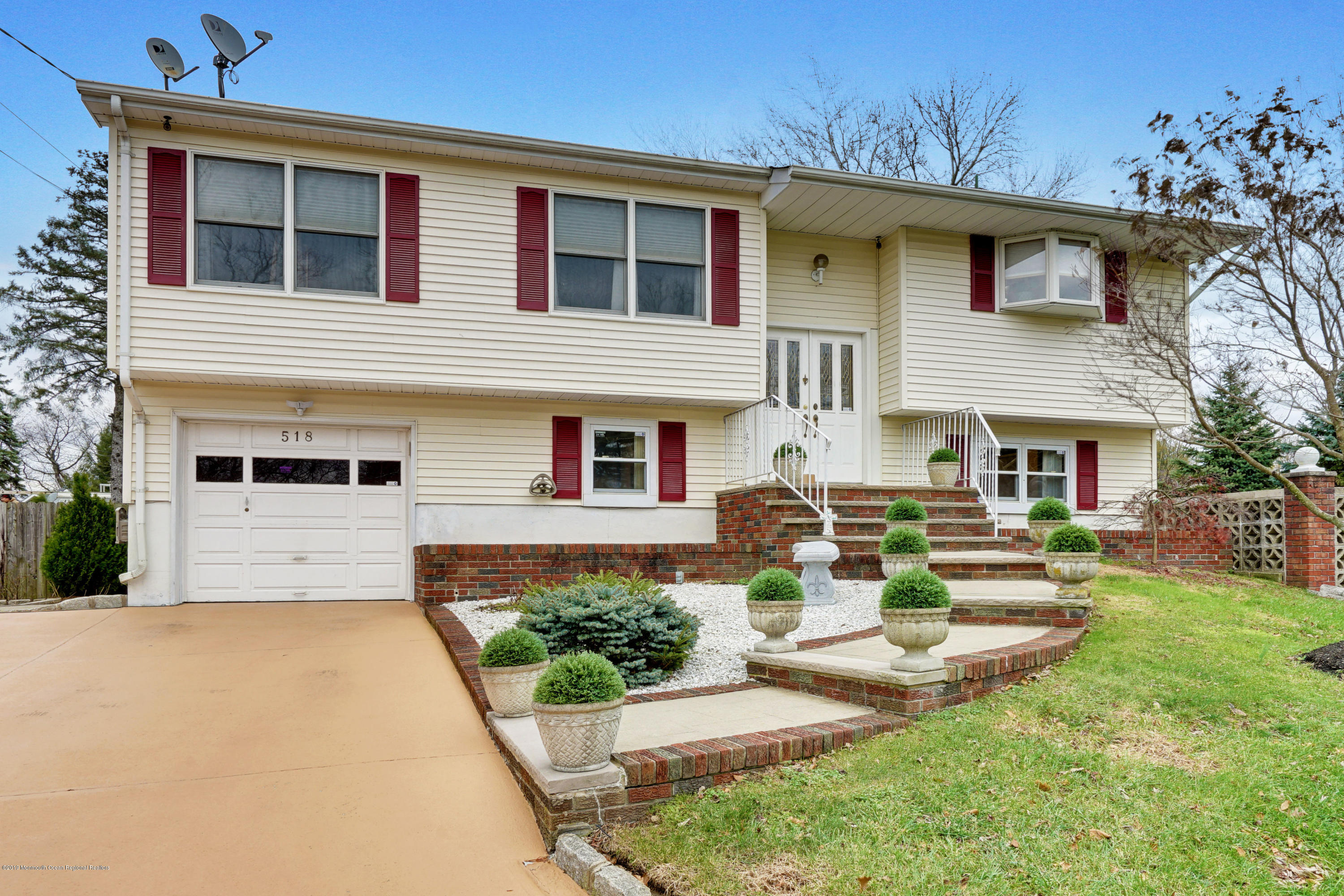 518 Line Road Hazlet, NJ 07730 - Photo 1 of 40 001_dsc08230-dsc08234b