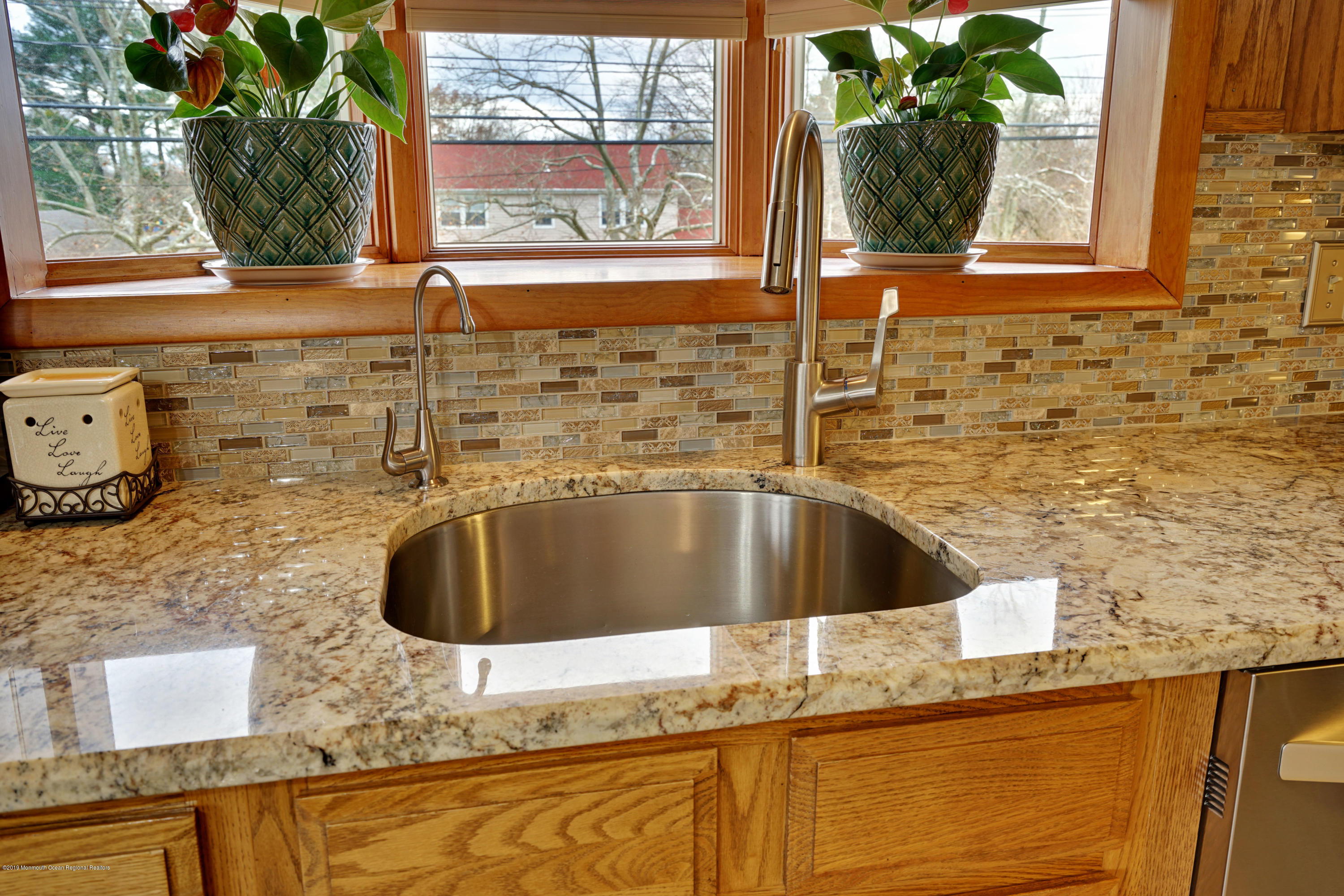 518 Line Road Hazlet, NJ 07730 - Photo 22 of 40 022_dsc08160-dsc08164