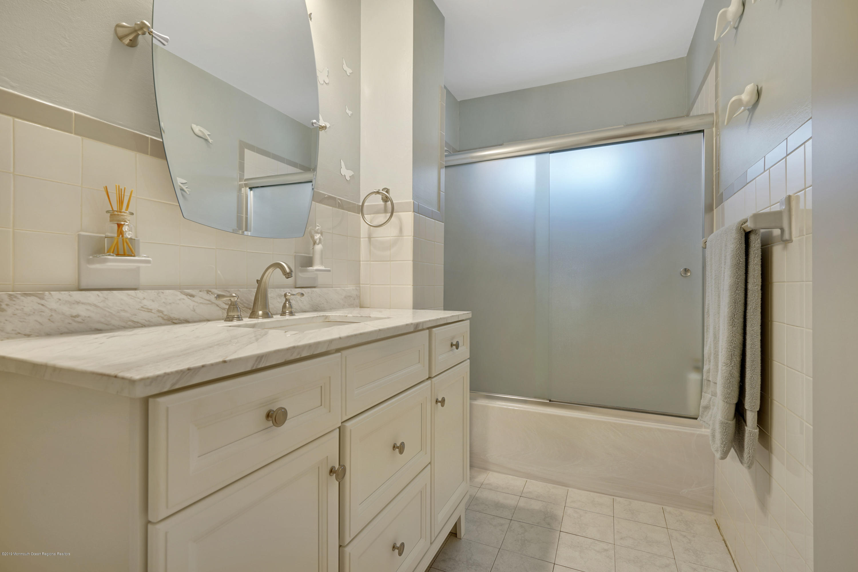 518 Line Road Hazlet, NJ 07730 - Photo 28 of 40 028_dsc08100-dsc08104