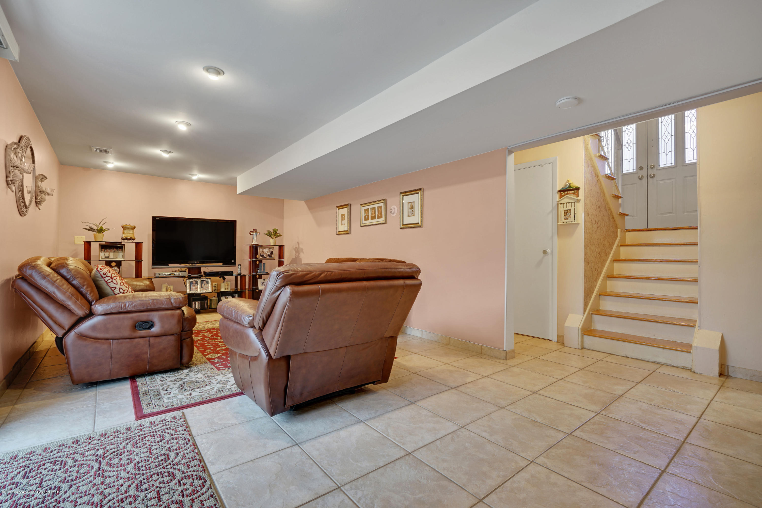 518 Line Road Hazlet, NJ 07730 - Photo 35 of 40 035_dsc08200-dsc08204