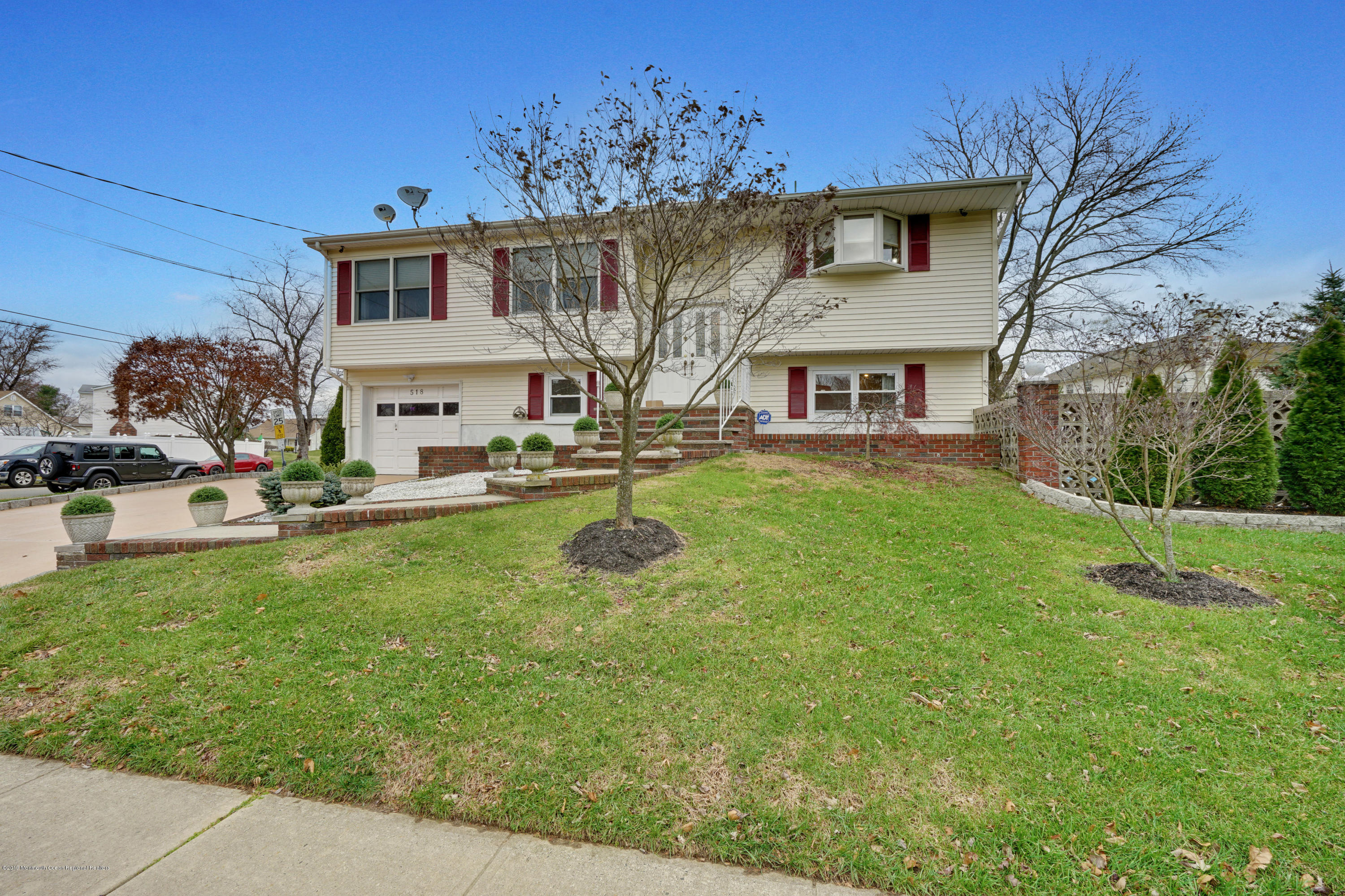 518 Line Road Hazlet, NJ 07730 - Photo 5 of 40 005_dsc08245-dsc08249