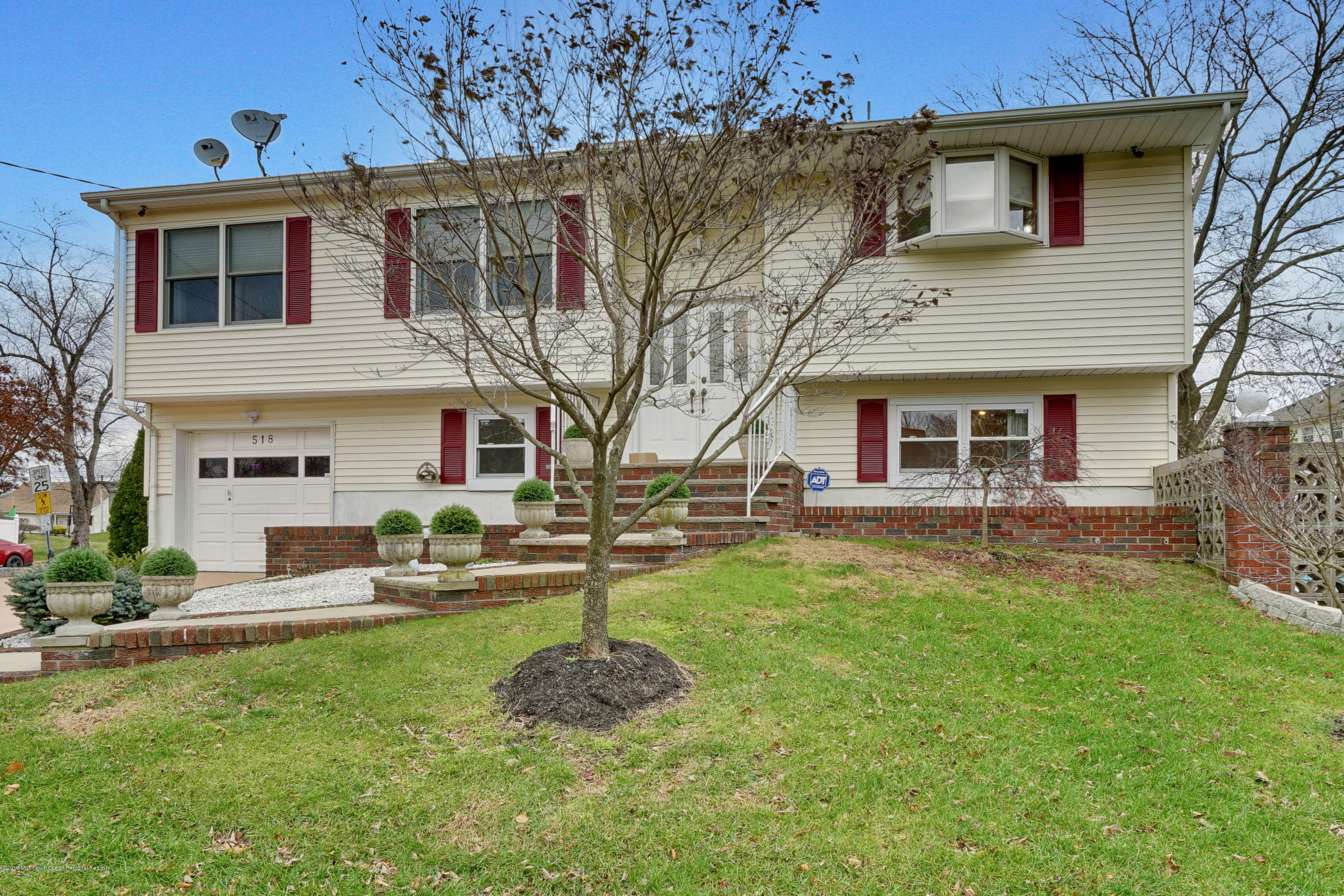 518 Line Road Hazlet, NJ 07730 - Photo 6 of 40 006_dsc08245-dsc08249b
