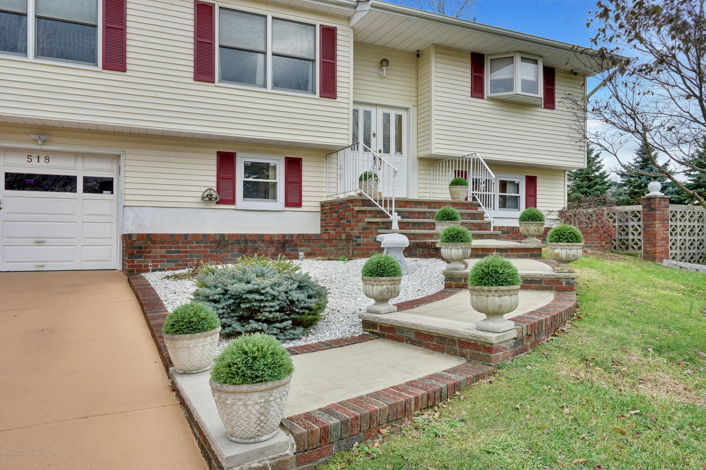 518 Line Road Hazlet, NJ 07730 - Photo 7 of 40 007_dsc08250-dsc08254
