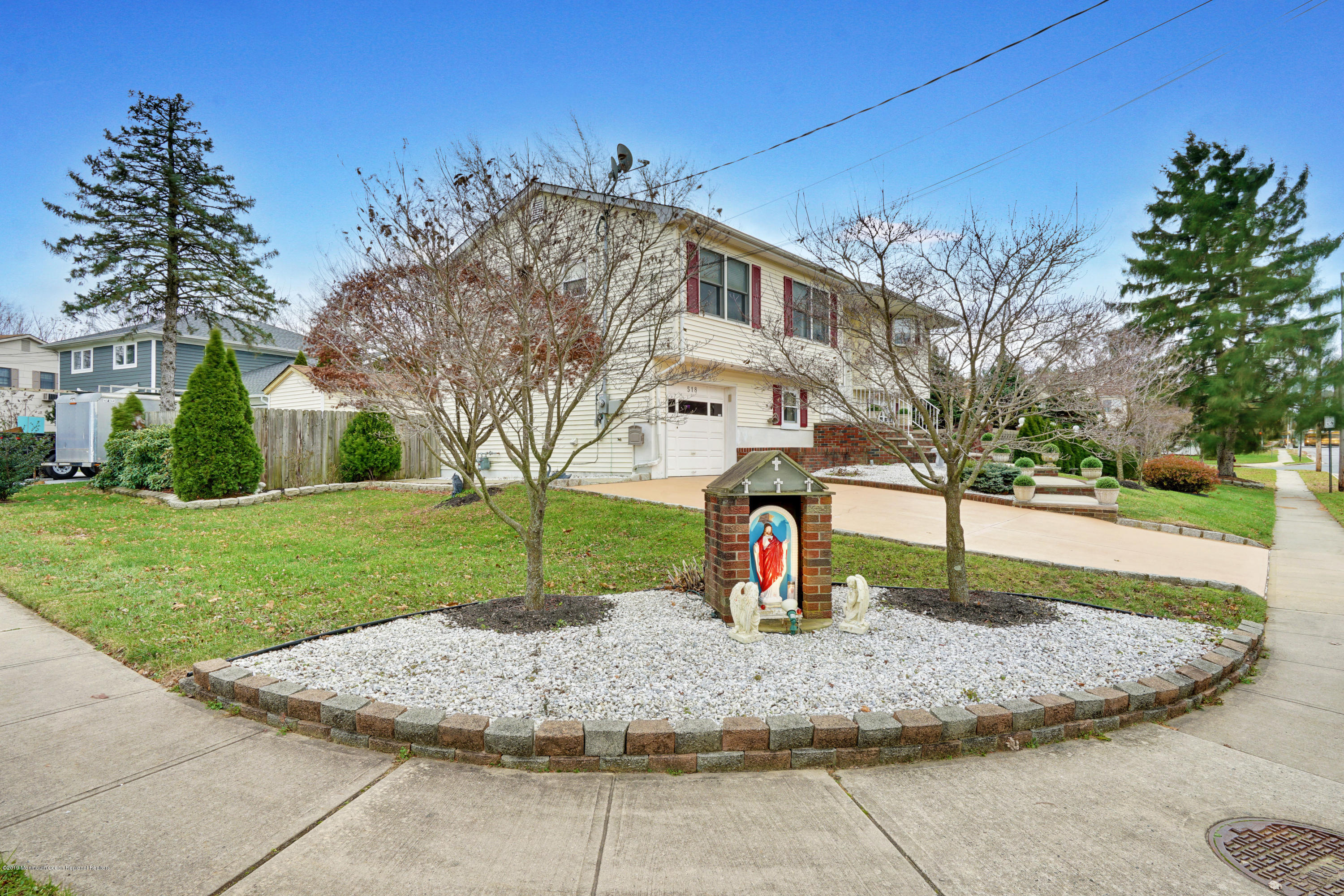 518 Line Road Hazlet, NJ 07730 - Photo 9 of 40 009_dsc08260-dsc08264