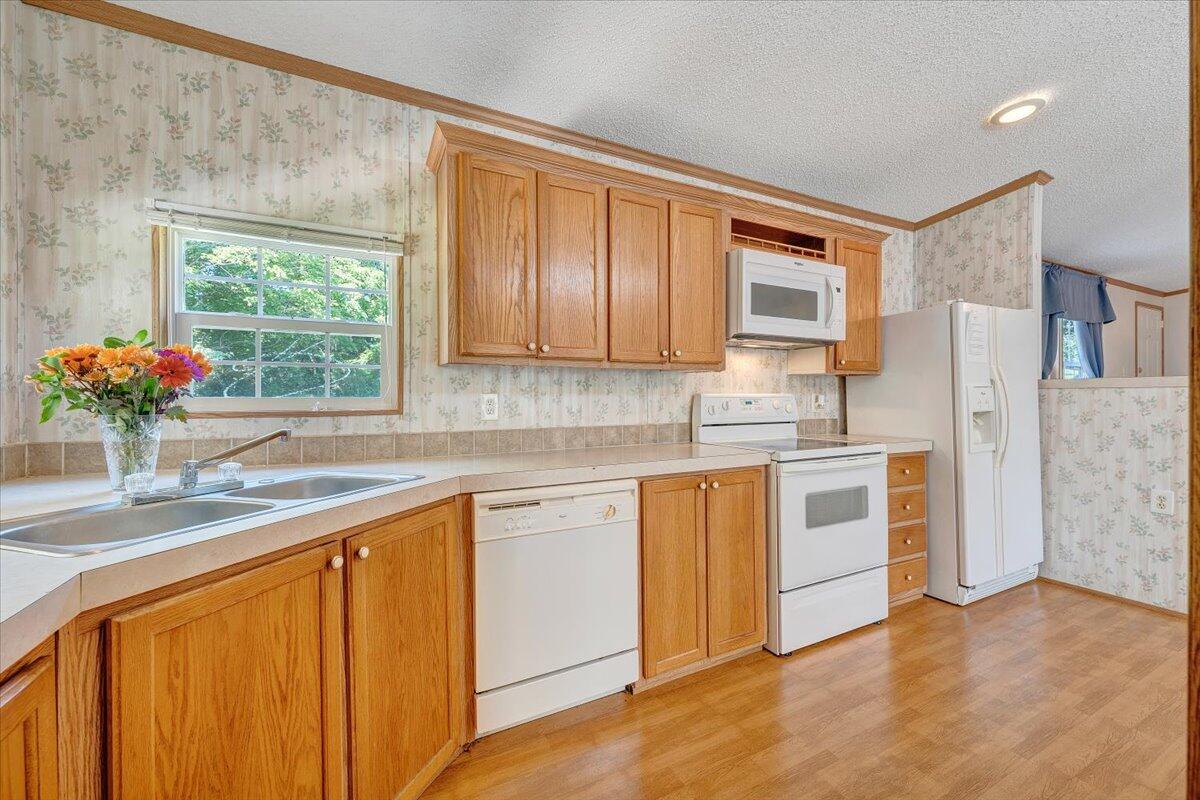16118 Botetourt Road Eagle Rock, VA 24085 - Photo 17 of 50 10-MIB08768