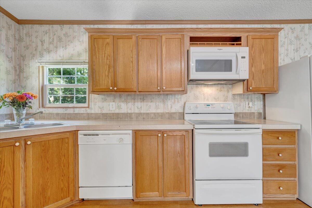 16118 Botetourt Road Eagle Rock, VA 24085 - Photo 19 of 50 08-MIB08762