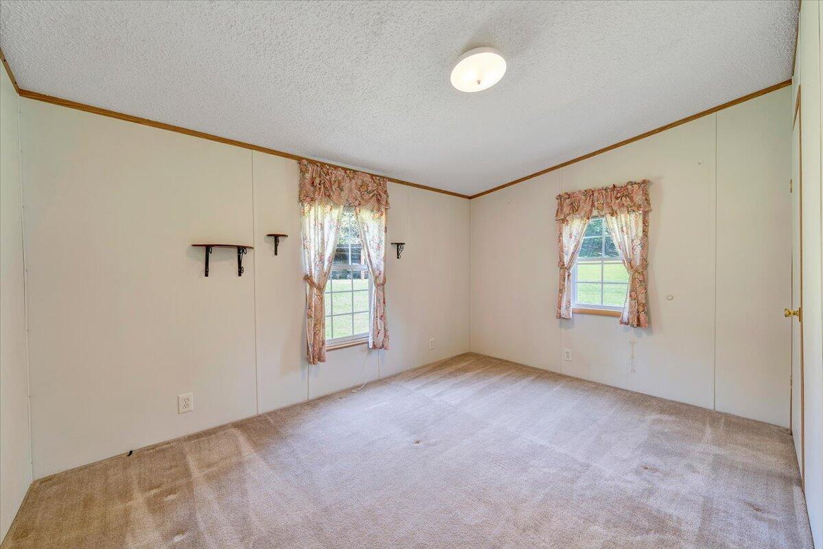 16118 Botetourt Road Eagle Rock, VA 24085 - Photo 23 of 50 17-MIB08789