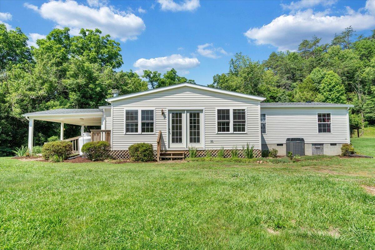 16118 Botetourt Road Eagle Rock, VA 24085 - Photo 4 of 50 42-MIB08864